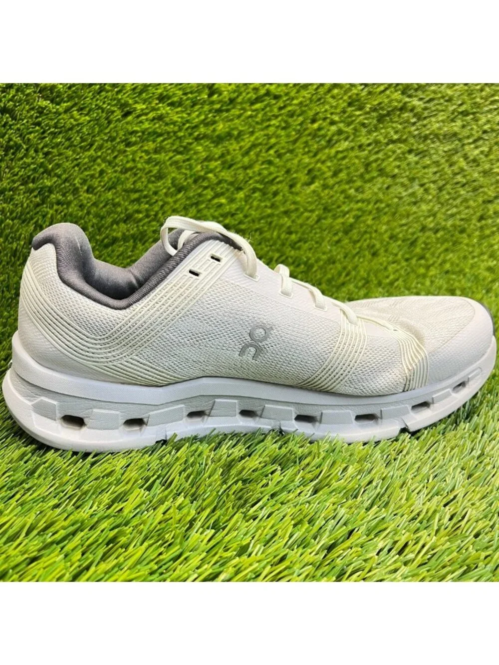 On Cloudgo Womens Size 9.5 White Glacier Gray Athletic Running Shoes Sneakers